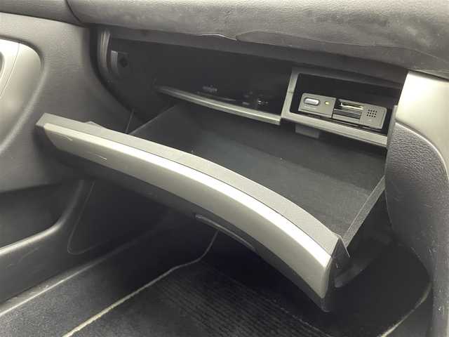 スバル レガシィ Ｂ４ 2．0GT スペックB 富山県 2006(平18)年 8.2万km オブシディアンブラックパール フルセグテレビ/社外AWスタッドレスタイヤ車載/ETC/レーダー探知機/パワーシート/6MT/4WD/横滑り防止装置/純正フロアマット/ドアバイザー/リアスポイラー/パワーステアリング/パワーウインドウ