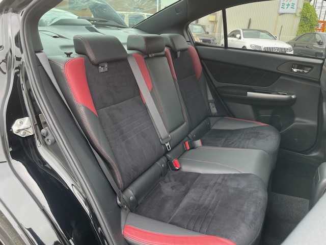 スバル ＷＲＸ ＳＴＩ STI 三重県 2017(平29)年 5.7万km クリスタルブラックシリカ 社外SDナビゲーション/【CD/DVD/SD/Bluetooth】/ETC/ドライブレコーダー/オートライト/LEDヘッドランプ/STIエアロ/大型リアスポイラー/245/40R18インチ純正AW/プッシュスタート/スマートキー/スペアキー