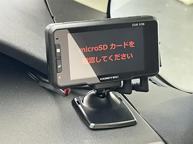 日産 セレナ e－パワー ハイウェイスター V 愛知県 2020(令2)年 3.9万km ブリリアントホワイトパール 純正１０型ナビ　フルセグＴＶ　ＢＴ　セーフティパックＢ　プロパイロット　デジタルインナーミラー　全方位カメラ　前後ドラレコ　衝突軽減装置　追従クルコン　コーナーセンサー　ハンズフリ両側パワスラ　コーナーセンサー　オートホールド　前後ドラレコ　LEDオートライト　フォグ　ETC　禁煙車