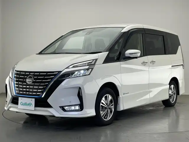 日産 セレナ e－パワー ハイウェイスター V 愛知県 2020(令2)年 3.9万km ブリリアントホワイトパール 純正１０型ナビ　フルセグＴＶ　ＢＴ　セーフティパックＢ　プロパイロット　デジタルインナーミラー　全方位カメラ　前後ドラレコ　衝突軽減装置　追従クルコン　コーナーセンサー　ハンズフリ両側パワスラ　コーナーセンサー　オートホールド　前後ドラレコ　LEDオートライト　フォグ　ETC　禁煙車