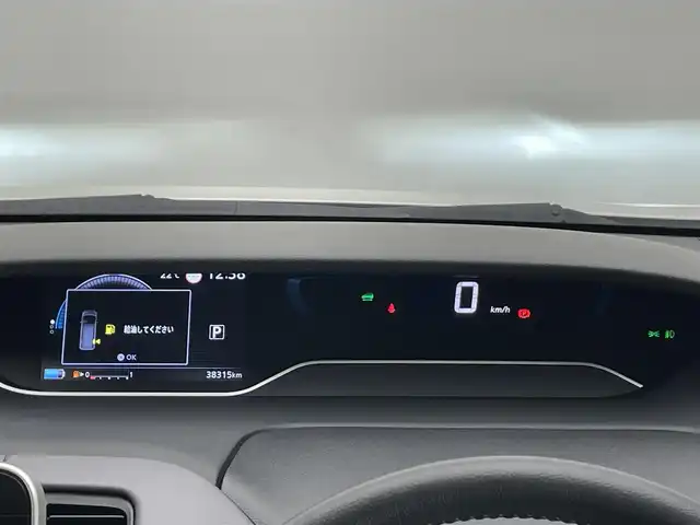日産 セレナ e－パワー ハイウェイスター V 愛知県 2020(令2)年 3.9万km ブリリアントホワイトパール 純正１０型ナビ　フルセグＴＶ　ＢＴ　セーフティパックＢ　プロパイロット　デジタルインナーミラー　全方位カメラ　前後ドラレコ　衝突軽減装置　追従クルコン　コーナーセンサー　ハンズフリ両側パワスラ　コーナーセンサー　オートホールド　前後ドラレコ　LEDオートライト　フォグ　ETC　禁煙車