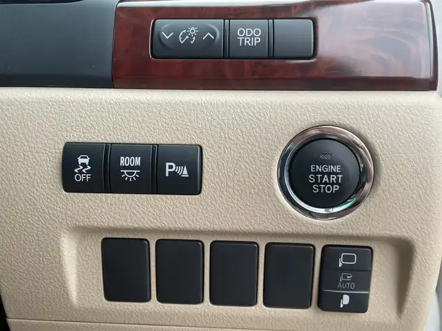 トヨタ アルファード 240G 長崎県 2008(平20)年 3.8万km ホワイトパールクリスタルシャイン 両側パワースライドドア/前席パワーシート/シートメモリー/純正HDDナビ/バックカメラ/クルーズコントロール/ウッドコンビハンドル/ETC/ドライブレコーダー前後/オートライト/キセノン/ステアリングスイッチ/オットマンシート/コーナーセンサー/スマートキー/スペアキー