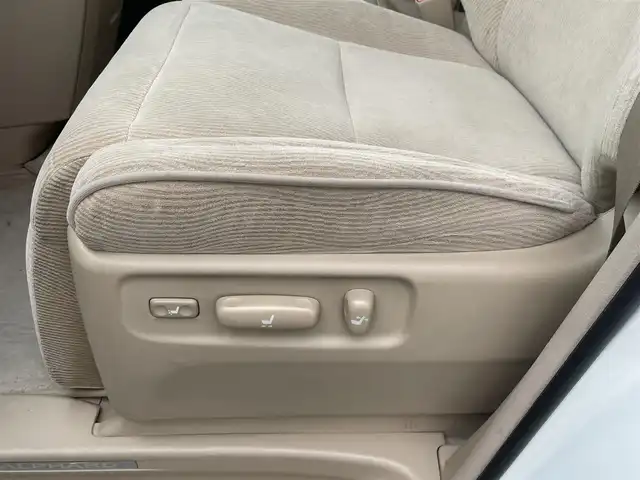 トヨタ アルファード 240G 長崎県 2008(平20)年 3.8万km ホワイトパールクリスタルシャイン 両側パワースライドドア/前席パワーシート/シートメモリー/純正HDDナビ/バックカメラ/クルーズコントロール/ウッドコンビハンドル/ETC/ドライブレコーダー前後/オートライト/キセノン/ステアリングスイッチ/オットマンシート/コーナーセンサー/スマートキー/スペアキー