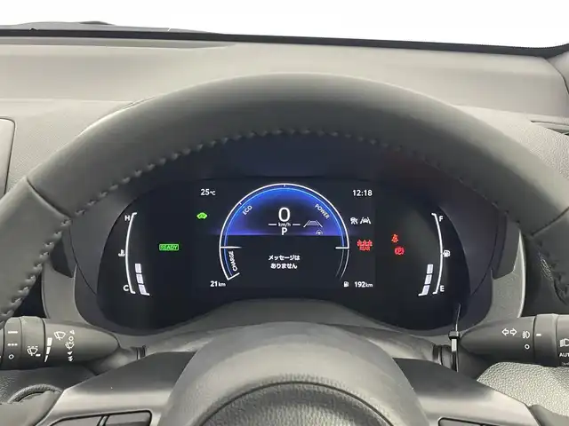 トヨタ ヤリス ハイブリッド Z ウルバーノ 埼玉県 2025(令7)年 0.1万km未満 グレーⅡ 登録済未使用車　純正ディスプレイオーディオ　パノラミックビューモニター　ＢＳＭ　ＥＴＣ２．０　ＬＥＤヘッドライト　セーフティセンス　ステアリングヒーター　シートヒーター　ハーフレザー　オートライト