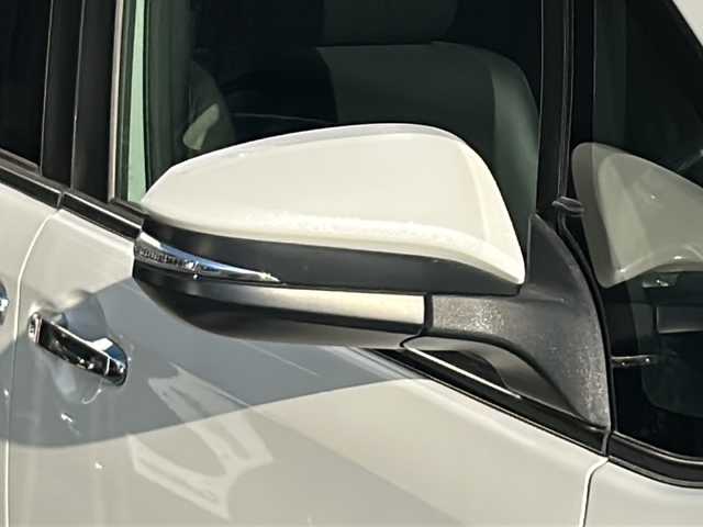 トヨタ エスクァイア ハイブリッド Gi プレミアムパッケージ ブラックテーラード 京都府 2019(令1)年 6.7万km パール バックカメラ　純正ドラレコ　純正１０インチナビ　フルセグテレビ　ＥＴＣ２．０　両側パワースライドドア　ＬＥＤヘッドライト　シートヒーター　ステアリングヒーター　クルーズコントロール