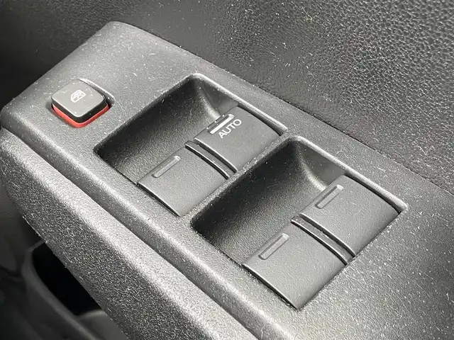 ホンダ フィット G 島根県 2013(平25)年 5.2万km プレミアムホワイトパール 社外ナビ/CD/DVD/DTV/Bluetooth/バックカメラ/リモコンキー /電動格納ミラー/純正フロアマット/ドアバイザー/ヘッドライトレベライザー
