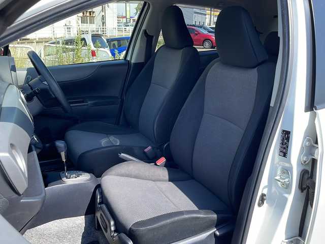 トヨタ ヴィッツ F スマイルエディション 新潟県 2013(平25)年 10.4万km ホワイトパールクリスタルシャイン 4WD/社外SDナビ(CN-S310WD)/CD/DVD/BT/フルセグテレビ/バックカメラ/ETC/スマートキー/プッシュスタート/オートライト