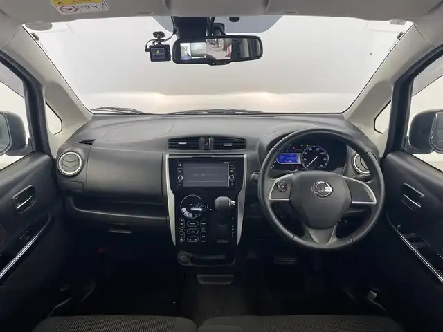 日産 デイズ ハイウェイスターX 富山県 2017(平29)年 2.4万km ブラック 純正ナビ(AM/FM/CD/DVD/BT)/フルセグTV/全方位カメラ(バック)/ETC/衝突軽減ブレーキ/横滑り防止装置/アイドリングストップ/オートライト/オートマチックハイビーム/前後ドライブレコーダー/HIDヘッドライト/純正AW/純正フロアマット/スマートキー/スペアキー1本/電動格納ミラー/バニティミラー/ドアバイザー/プッシュスタート/取扱説明書