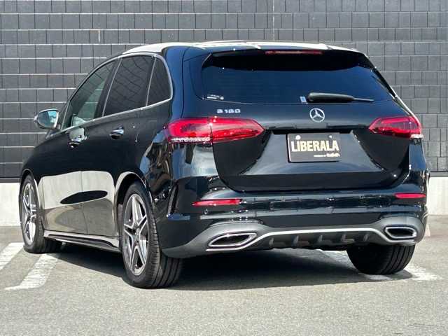 メルセデス・ベンツ Ｂ１８０ 静岡県 2019(令1)年 3.6万km コスモスブラック レザーエクスクルーシブパッケージ/アドバンスドパッケージ/赤/黒コンビレザーシート/シートヒーター メモリーパワーシート/MBUXナビフルセグTV Bluetooth/全方位カメラ/ヘッドアップディスプレイ/パワーバックドア /アンビエントライト /DSRCETC/フィルム施工/ドライブレコーダー