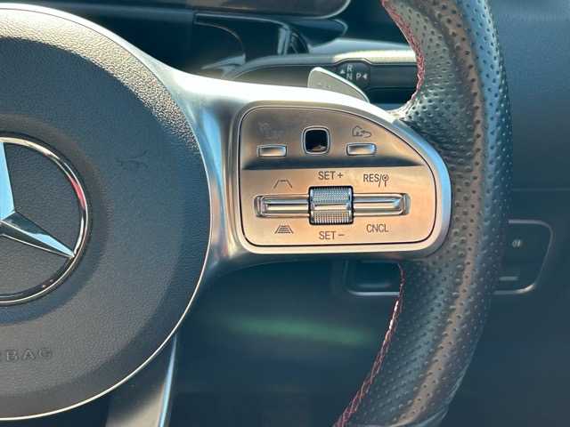 メルセデス・ベンツ Ｂ１８０ 静岡県 2019(令1)年 3.6万km コスモスブラック レザーエクスクルーシブパッケージ/アドバンスドパッケージ/赤/黒コンビレザーシート/シートヒーター メモリーパワーシート/MBUXナビフルセグTV Bluetooth/全方位カメラ/ヘッドアップディスプレイ/パワーバックドア /アンビエントライト /DSRCETC/フィルム施工/ドライブレコーダー