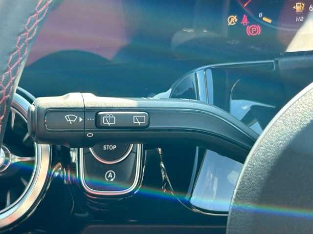 メルセデス・ベンツ Ｂ１８０ 静岡県 2019(令1)年 3.6万km コスモスブラック レザーエクスクルーシブパッケージ/アドバンスドパッケージ/赤/黒コンビレザーシート/シートヒーター メモリーパワーシート/MBUXナビフルセグTV Bluetooth/全方位カメラ/ヘッドアップディスプレイ/パワーバックドア /アンビエントライト /DSRCETC/フィルム施工/ドライブレコーダー