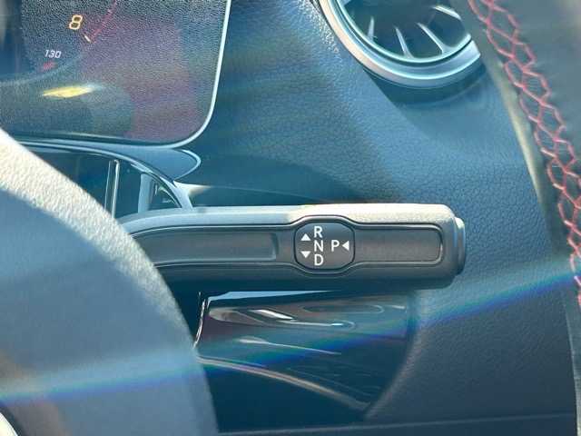 メルセデス・ベンツ Ｂ１８０ 静岡県 2019(令1)年 3.6万km コスモスブラック レザーエクスクルーシブパッケージ/アドバンスドパッケージ/赤/黒コンビレザーシート/シートヒーター メモリーパワーシート/MBUXナビフルセグTV Bluetooth/全方位カメラ/ヘッドアップディスプレイ/パワーバックドア /アンビエントライト /DSRCETC/フィルム施工/ドライブレコーダー