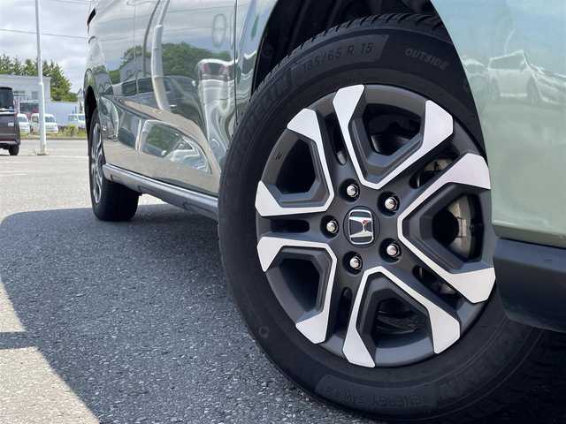 ホンダ フリード ハイブリット 青森県 2020(令2)年 7万km シルバーミストグリーンM 4WD/社外ナビ/フルセグTV/CD/DVD/BT/前後ドライブレコーダー/バックカメラ/ETC/シートヒーター/両側パワースライドドア/純正15インチAW/ホンダセンシング/LEDヘッドライト/スタッドレスタイヤ積込