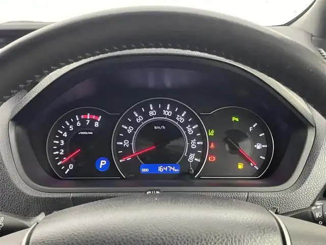 トヨタ ノア Si ダブルバイビーⅡ 埼玉県 2019(平31)年 1.7万km ホワイトパールクリスタルシャイン 純正9インチナビ 純正12インチフリップダウンモニター ETC クルーズコントロール セーフティセンス 両側パワースライドドア コーナーセンサー プリクラッシュ LEDヘッドライト オートライト