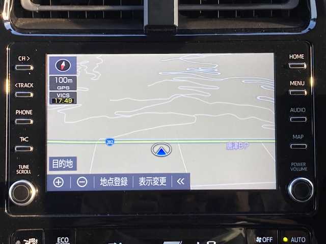 トヨタ プリウス S 佐賀県 2021(令3)年 4.1万km プラチナホワイトパールマイカ 純正ディスプレイオーディオ/ナビキット/バックカメラ/プリクラッシュセーフティ/レーンディパーチャーアラート/オートハイビーム/アダプティブクルーズコントロール/クリアランスソナー/ETC/AC100V/ステアリングスイッチ/レザーステアリング/プッシュスタート/スマートキー/LEDヘッドライト/純正アルミホイール