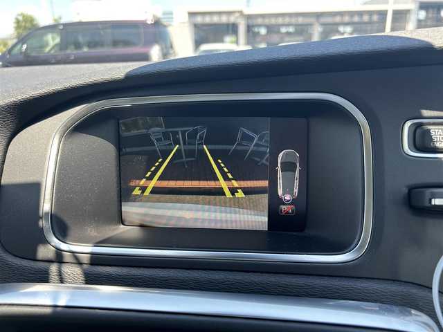 ボルボ Ｖ４０ T3 クラシックエディション 滋賀県 2020(令2)年 1万km アマゾンブルー パノラマガラスルーフ/ベージュレザーシート/パワーシート/シートヒーター/harman/kardonサウンドシステム/純正ナビゲーションシステム/バックカメラ/フルセグTV/前後ドライブレコーダー/純正17インチAW/ACC/BLIS/LKA/LEDヘッドライト/オートライト/ステアリングスイッチ/パドルシフト