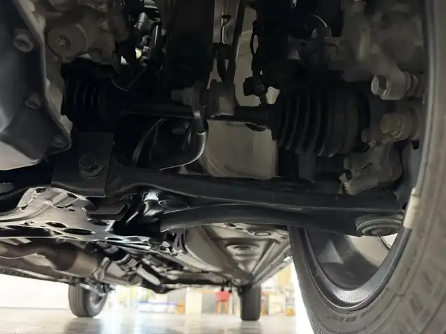 スズキ ハスラー Jスタイル ターボ 三重県 2021(令3)年 5.7万km ブルーイッシュブラックパール マイルドハイブリッド・ターボ/フルタイム4WD（前輪駆動ベース）/MTモード付インパネCVT/純正9インチナビ/（CD/DVD/FM/AM/Bluetooth/USB/iPod/SmartDeviceLink/Apple CarPlay/AndroidAuto）/【OP】全方位モニター/ドライブレコーダー 前後/ビルトイン ETC/【OP】ルーフレール/スズキセーフティサポート/・デュアルカメラブレーキサポート/・車線逸脱警報機能／ふらつき警報機能／車線逸脱抑制機能/・アダプティブクルーズコントロール（全車速追従機能付）/・リヤパーキングセンサー/・標識認識機能（車両進入禁止、はみ出し通行禁止、最高速度、一時停止）/など/装備/【4WD車限定装備】/●スノーモードスイッチ/●グリップコントロール/●ヒルディセントコントロール/その他装備/・シートヒーター（D/N）/・オートエアコン/・オートライト/・LED ヘッドランプ＋フロントフォグランプ/・ハイビームアシスト/・パドルシフト/・ステアリングスイッチ/・プッシュスタート/・電動格納ドアミラー（ウインカーランプ付）/・純正15inAW/・保/取/ナビ取/・スマートキーx2/など