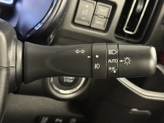 スズキ ハスラー Jスタイル ターボ 三重県 2021(令3)年 5.7万km ブルーイッシュブラックパール マイルドハイブリッド・ターボ/フルタイム4WD（前輪駆動ベース）/MTモード付インパネCVT/純正9インチナビ/（CD/DVD/FM/AM/Bluetooth/USB/iPod/SmartDeviceLink/Apple CarPlay/AndroidAuto）/【OP】全方位モニター/ドライブレコーダー 前後/ビルトイン ETC/【OP】ルーフレール/スズキセーフティサポート/・デュアルカメラブレーキサポート/・車線逸脱警報機能／ふらつき警報機能／車線逸脱抑制機能/・アダプティブクルーズコントロール（全車速追従機能付）/・リヤパーキングセンサー/・標識認識機能（車両進入禁止、はみ出し通行禁止、最高速度、一時停止）/など/装備/【4WD車限定装備】/●スノーモードスイッチ/●グリップコントロール/●ヒルディセントコントロール/その他装備/・シートヒーター（D/N）/・オートエアコン/・オートライト/・LED ヘッドランプ＋フロントフォグランプ/・ハイビームアシスト/・パドルシフト/・ステアリングスイッチ/・プッシュスタート/・電動格納ドアミラー（ウインカーランプ付）/・純正15inAW/・保/取/ナビ取/・スマートキーx2/など