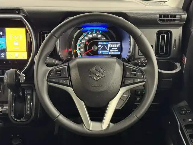 スズキ ハスラー Jスタイル ターボ 三重県 2021(令3)年 5.7万km ブルーイッシュブラックパール マイルドハイブリッド・ターボ/フルタイム4WD（前輪駆動ベース）/MTモード付インパネCVT/純正9インチナビ/（CD/DVD/FM/AM/Bluetooth/USB/iPod/SmartDeviceLink/Apple CarPlay/AndroidAuto）/【OP】全方位モニター/ドライブレコーダー 前後/ビルトイン ETC/【OP】ルーフレール/スズキセーフティサポート/・デュアルカメラブレーキサポート/・車線逸脱警報機能／ふらつき警報機能／車線逸脱抑制機能/・アダプティブクルーズコントロール（全車速追従機能付）/・リヤパーキングセンサー/・標識認識機能（車両進入禁止、はみ出し通行禁止、最高速度、一時停止）/など/装備/【4WD車限定装備】/●スノーモードスイッチ/●グリップコントロール/●ヒルディセントコントロール/その他装備/・シートヒーター（D/N）/・オートエアコン/・オートライト/・LED ヘッドランプ＋フロントフォグランプ/・ハイビームアシスト/・パドルシフト/・ステアリングスイッチ/・プッシュスタート/・電動格納ドアミラー（ウインカーランプ付）/・純正15inAW/・保/取/ナビ取/・スマートキーx2/など