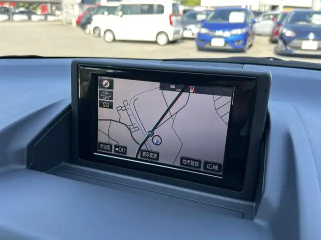 レクサス ＣＴ 200h Fスポーツ 愛媛県 2014(平26)年 13.1万km ブラック/ホワイトノーヴァガラスフレーク 純正ナビ/・Bluetooth/・CD/DVD/フルセグTV/バックカメラ/ETC/クルーズコントロール/オートライト/オートマチックハイビーム/赤革シート/前席シートヒーター/前席パワーシート/運転席メモリーシート/パドルシフト/ステアリングリモコン/ステアリングヒーター/純正17インチAW/社外フロアマット/スマートキー/スペアキー/取扱説明書/保証書