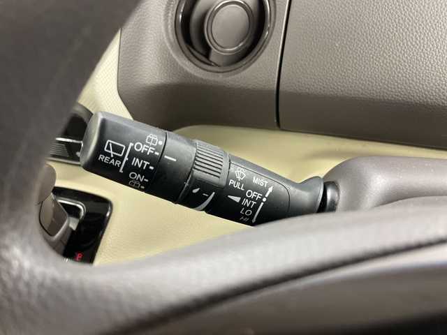 ホンダ Ｎ ＢＯＸ G L ホンダセンシング 道央・札幌 2018(平30)年 3.6万km プラチナホワイトパール ・4WD /ホンダセンシング/・衝突被害軽減ブレーキ/・レーダークルーズコントロール/・社外HDDナビ　/・フルセグ/BT/CD/DVD/SD/HDD/・バックカメラ/・片側パワースライドドア/・シートヒーター/・レーンキープアシスト/・ステアリングスイッチ/・ETC/ECON/・LEDオートライト/オートハイビーム/・プッシュスタート/・一体型純正エンジンスターター/・冬タイヤ社外AW積込