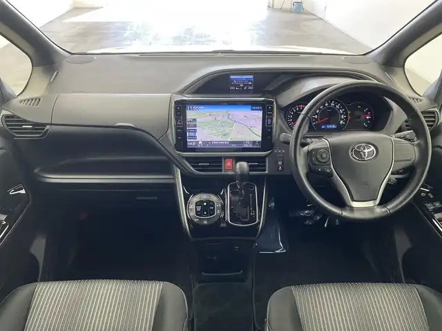 トヨタ ヴォクシー ZS 煌Ⅲ 宮城県 2020(令2)年 5.8万km ホワイトパールクリスタルシャイン 両側パワースライドドア/アルパイン11型ナビ/(TV/CD/DVD/SD/iPod/BT/HDMI/WiFi)/フリップダウンモニター/両側パワースライドドア/バックカメラ/ETC/クルーズコントロール/プッシュスタート/スマートキー/スペアキー/オートライト/オートマチックハイビーム/LEDヘッドライト/フォグランプ/ヘッドライトレベライザー/ドアバイザー/純正16インチアルミホイール/フロアマット
