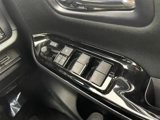 トヨタ ヴォクシー ZS 煌Ⅲ 宮城県 2020(令2)年 5.8万km ホワイトパールクリスタルシャイン 両側パワースライドドア/アルパイン11型ナビ/(TV/CD/DVD/SD/iPod/BT/HDMI/WiFi)/フリップダウンモニター/両側パワースライドドア/バックカメラ/ETC/クルーズコントロール/プッシュスタート/スマートキー/スペアキー/オートライト/オートマチックハイビーム/LEDヘッドライト/フォグランプ/ヘッドライトレベライザー/ドアバイザー/純正16インチアルミホイール/フロアマット