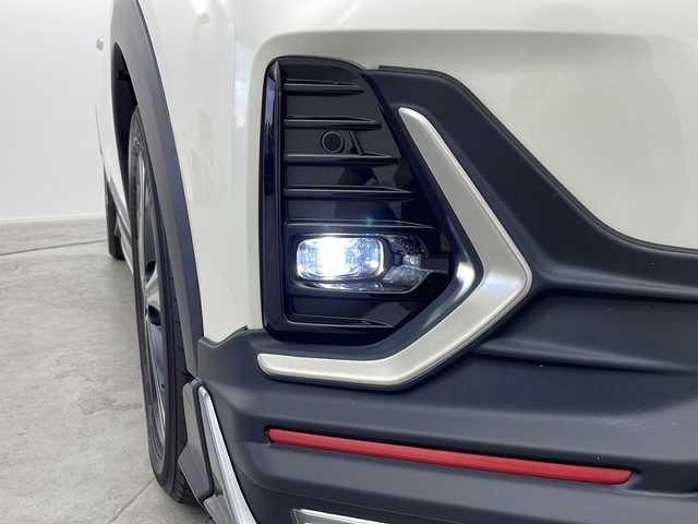 日産 キックス X 愛知県 2021(令3)年 2.7万km ブリリアントホワイトパール /禁煙車//BUSOUエアロ//純正ナビ(MM320D-L)//フルセグTV//ETC//バックカメラ//アラウンドビューモニター//プロパイロット//エマージェンシーブレーキ//レーンディパーチャーウォーニング//踏み間違い防止//ふらつき警報//フロント&バックソナー//LEDヘッドライト//オートライト//LEDフォグランプ//合皮コンビシート//前席シートヒーター//純正17インチアルミホイール//純正ドアバイザー//純正フロアマット//革巻きステアリング//ステアリングスイッチ//ステアリングヒーター//プッシュスタート//電動格納ミラーウィンカー//アイドリングストップ//電子パーキングブレーキ//ブレーキホールド//新車保証書・取扱説明書//スペアキー
