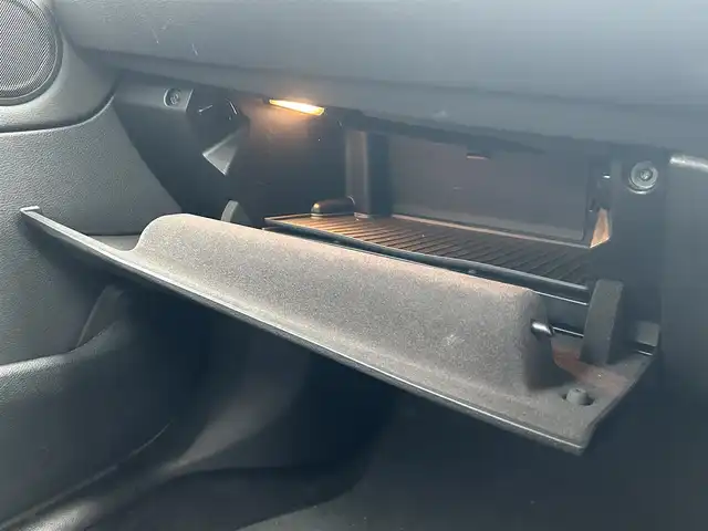 ＢＭＷ ２１８ｄ アクティブツアラー スポーツ 埼玉県 2018(平30)年 3.4万km 白 黒半革シート/純正ナビ/アドバンスドアクティブセーフティパッケージ/パーキングサポートパッケージ /コンフォートパッケージ /アンビエントライト /バックカメラ /シートヒータ /パワーバックドア /Bluetooth /インテリジェントセーフティ