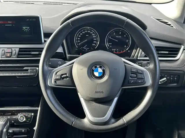 ＢＭＷ ２１８ｄ アクティブツアラー スポーツ 埼玉県 2018(平30)年 3.4万km 白 黒半革シート/純正ナビ/アドバンスドアクティブセーフティパッケージ/パーキングサポートパッケージ /コンフォートパッケージ /アンビエントライト /バックカメラ /シートヒータ /パワーバックドア /Bluetooth /インテリジェントセーフティ