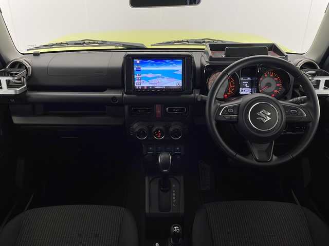 スズキ ジムニー XC 宮崎県 2020(令2)年 2.8万km キネティックイエロー ワンオーナー/SUZUKI Safety Support/〇デュアルセンサーブレーキサポート/〇誤発進抑制機能/〇車線逸脱警報機能/〇ふらつき警報機能/〇標識認識機能/〇オートマチックハイビーム/〇先行車発進お知らせ機能/〇コーナーセンサー/純正8インチSDナビ/フルセグTV/CD/DVD/Bluetooth/バックカメラ/クルーズコントロール/シートヒーター/LEDヘッドライト/純正１６インチAW/純正ドライブレコーダー/ETC/スマートキー×2/保証書/取扱説明書