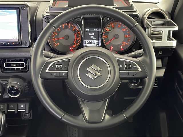 スズキ ジムニー XC 宮崎県 2020(令2)年 2.8万km キネティックイエロー ワンオーナー/SUZUKI Safety Support/〇デュアルセンサーブレーキサポート/〇誤発進抑制機能/〇車線逸脱警報機能/〇ふらつき警報機能/〇標識認識機能/〇オートマチックハイビーム/〇先行車発進お知らせ機能/〇コーナーセンサー/純正8インチSDナビ/フルセグTV/CD/DVD/Bluetooth/バックカメラ/クルーズコントロール/シートヒーター/LEDヘッドライト/純正１６インチAW/純正ドライブレコーダー/ETC/スマートキー×2/保証書/取扱説明書