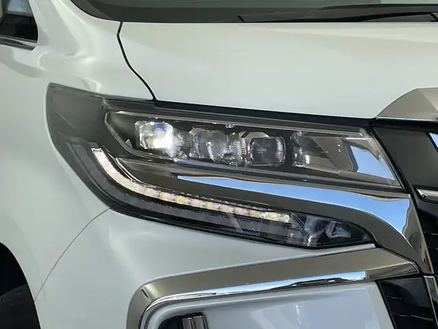 トヨタ アルファード S タイプゴールド 新潟県 2020(令2)年 4.7万km ホワイトパールクリスタルシャイン ツインサンルーフ/純正ディスプレイオーディオ/　フルセグTV/Bluetooth/USB/トヨタセーフティセンス/・プリクラッシュセーフティ/・レーントレーシングアシスト/・レーダークルーズコントロール/・アダプティブハイビームシステム/・ロードサインアシスト/リヤクロストラフィックアラート/ブラインドスポットモニター/パーキングサポートブレーキ/デジタルインナーミラー/パワーバックドア/ハーフレザーシート/両側パワースライドドア/前後コーナーセンサー/バックモニター/ETC/LEDヘッドライト