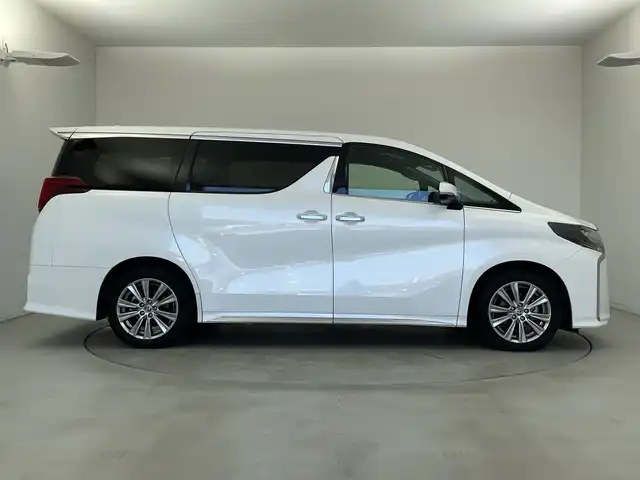 トヨタ アルファード S タイプゴールド 新潟県 2020(令2)年 4.7万km ホワイトパールクリスタルシャイン ツインサンルーフ/純正ディスプレイオーディオ/　フルセグTV/Bluetooth/USB/トヨタセーフティセンス/・プリクラッシュセーフティ/・レーントレーシングアシスト/・レーダークルーズコントロール/・アダプティブハイビームシステム/・ロードサインアシスト/リヤクロストラフィックアラート/ブラインドスポットモニター/パーキングサポートブレーキ/デジタルインナーミラー/パワーバックドア/ハーフレザーシート/両側パワースライドドア/前後コーナーセンサー/バックモニター/ETC/LEDヘッドライト