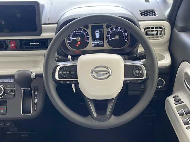 ダイハツ ムーヴ キャンバス ストライプス G ターボ 沖縄県 2022(令4)年 1.6万km シャイニングホワイトパール/ファイアークォーツレッドメタリック 両側パワースライドドア/追従クルーズコントロール/ＬＥＤヘッドライト/プッシュスタート/スマートキー/スペアキー/ステアリングスイッチ/ホットカップホルダー/シートヒーター/アイドリングストップ/コーナーセンサー/保証書