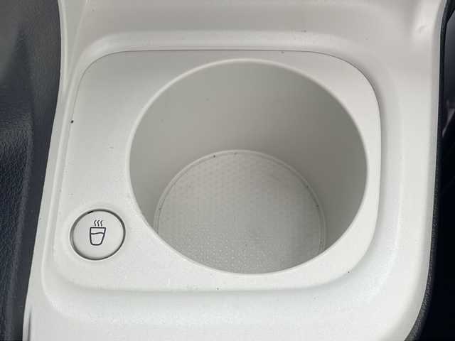 ダイハツ ムーヴ キャンバス ストライプス G ターボ 沖縄県 2022(令4)年 1.6万km シャイニングホワイトパール/ファイアークォーツレッドメタリック 両側パワースライドドア/追従クルーズコントロール/ＬＥＤヘッドライト/プッシュスタート/スマートキー/スペアキー/ステアリングスイッチ/ホットカップホルダー/シートヒーター/アイドリングストップ/コーナーセンサー/保証書