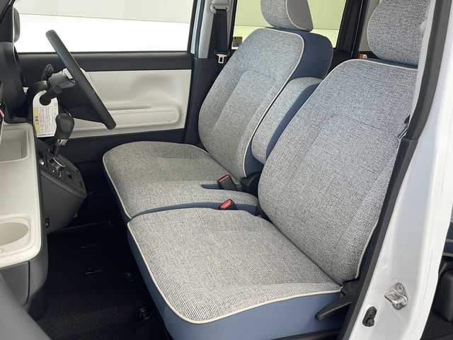 ダイハツ ムーヴ キャンバス ストライプス G ターボ 沖縄県 2022(令4)年 1.6万km シャイニングホワイトパール/ファイアークォーツレッドメタリック 両側パワースライドドア/追従クルーズコントロール/ＬＥＤヘッドライト/プッシュスタート/スマートキー/スペアキー/ステアリングスイッチ/ホットカップホルダー/シートヒーター/アイドリングストップ/コーナーセンサー/保証書