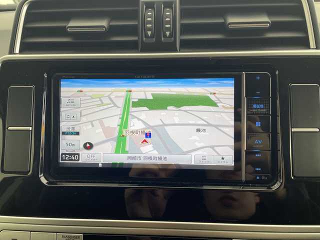 トヨタ ランドクルーザー プラド TX Lパッケージ 愛知県 2021(令3)年 3.3万km ブラック サンルーフ/モデリスタエアロ/社外ナビ（AVIC-RW711）/・フルセグTV/・CD/DVD/・Bluetooth接続/・USB入力/バックカメラ/レーダークルーズコントロール/本革シート/シートヒーター／シートベンチレーション/パワーシート/ビルトインＥＴＣ/ルーフレール/LEDオートライト・オートハイビーム/フォグランプ/センターデフロック/ダウンヒルアシスト/純正アルミホイール/純正フロアマット