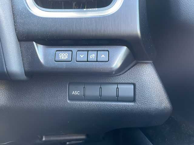 レクサス ＵＸ 250h Fスポーツ 大阪府 2019(令1)年 9.9万km ホワイトノーヴァガラスフレーク セーフティセンス/メーカー純正ナビ/バックモニター/ビルトインETC/前後ドライブレコーダー/三連眼LEDヘッドライト/フォグランプ/クラランスソナー/前席シートヒーター/ハンドルヒーター/革巻きステアリング/純正マット/保証書/取扱説明書/スペアキー２本