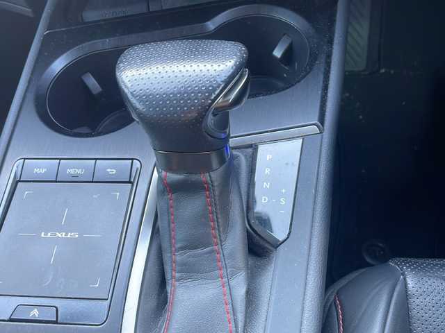 レクサス ＵＸ 250h Fスポーツ 大阪府 2019(令1)年 9.9万km ホワイトノーヴァガラスフレーク セーフティセンス/メーカー純正ナビ/バックモニター/ビルトインETC/前後ドライブレコーダー/三連眼LEDヘッドライト/フォグランプ/クラランスソナー/前席シートヒーター/ハンドルヒーター/革巻きステアリング/純正マット/保証書/取扱説明書/スペアキー２本