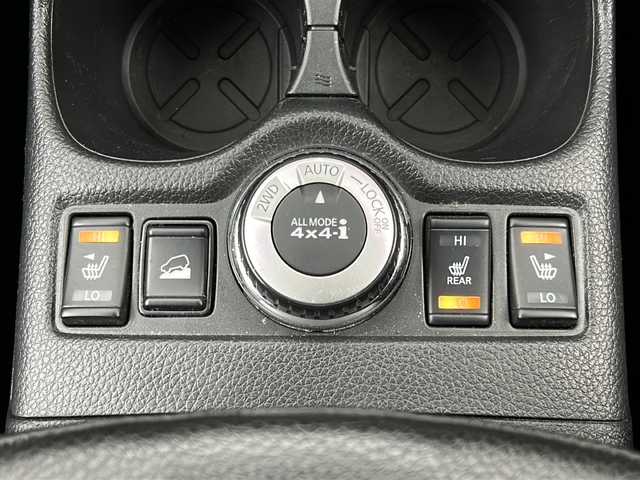 日産 エクストレイル ハイブリッド 20Xi レザーエディション 宮城県 2020(令2)年 7.4万km ダイヤモンドブラック 禁煙車/ガラスルーフ/プロパイロット/エマージェンシーブレーキ/セーフティ・シールドスイッチ/車線逸脱警報/車線逸脱防止支援システム/後方車両検知警報/オートマチックハイビーム/アダプティブヘッドライト/ソナー/インテリジェントルームミラー/アラウンドビューモニター/純正8インチナビ/（BT.AM.FM.CD.DVD.SD.Ipod.）/フルセグテレビ/純正ドライブレコーダー/ビルトインETC/電動リアゲート/電動パーキングブレーキ/AUTOHOLD/全席シートヒーター/タン革シート/シートカバー/革巻きステアリング/ステアリングスイッチ/プッシュスタート/スマートキー/純正フロアマット/ルーフレール/LEDヘッドライト/フォグランプ/純正17インチアルミホイール/横滑り防止機能/アイドリングストップ