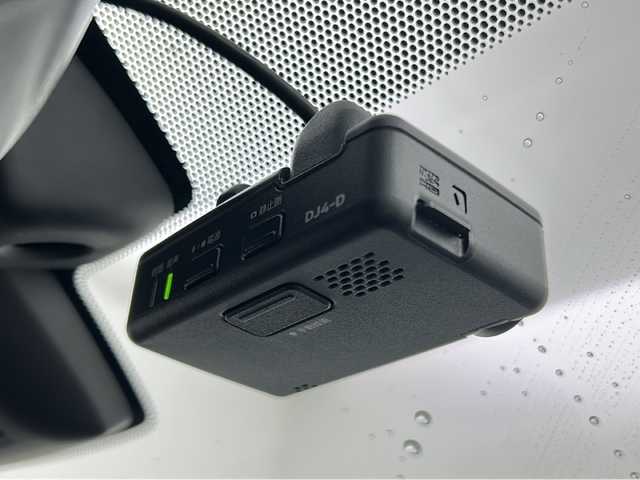 日産 エクストレイル ハイブリッド 20Xi レザーエディション 宮城県 2020(令2)年 7.4万km ダイヤモンドブラック 禁煙車/ガラスルーフ/プロパイロット/エマージェンシーブレーキ/セーフティ・シールドスイッチ/車線逸脱警報/車線逸脱防止支援システム/後方車両検知警報/オートマチックハイビーム/アダプティブヘッドライト/ソナー/インテリジェントルームミラー/アラウンドビューモニター/純正8インチナビ/（BT.AM.FM.CD.DVD.SD.Ipod.）/フルセグテレビ/純正ドライブレコーダー/ビルトインETC/電動リアゲート/電動パーキングブレーキ/AUTOHOLD/全席シートヒーター/タン革シート/シートカバー/革巻きステアリング/ステアリングスイッチ/プッシュスタート/スマートキー/純正フロアマット/ルーフレール/LEDヘッドライト/フォグランプ/純正17インチアルミホイール/横滑り防止機能/アイドリングストップ