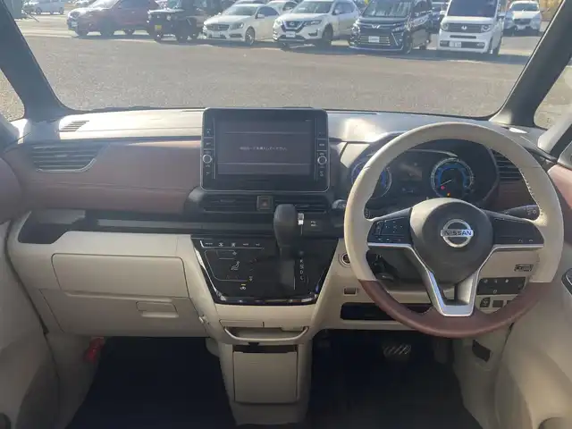 日産 ルークス オーテック 熊本県 2020(令2)年 4.1万km ホワイトパール 純正SDメモリナビ（MM3200-L）/AM/FM/CD/DVD/BT/フルセグTV/TVキャンセラー/バックカメラ（全周囲カメラ）/ETC/ドライブレコーダー（前）/ABS/横滑り防止装置/エマージェンシーブレーキ/車線逸脱警報/先行車発進お知らせ/標識認識機能/ふらつき検知/両側パワースライドドア/ベンチシート/プッシュスタート/スマートキー/ハロゲンヘッドライト/オートライト/ヘッドライトレベライザー/純正革巻きステアリング/ステアリングスイッチ/電動格納ミラー/ウィンカーミラー/ドアバイザー/純正フロアマット