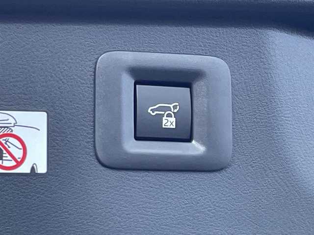 トヨタ ヴェルファイア ハイブリット Z プレミア 東京都 2023(令5)年 2.1万km プラチナホワイトパールマイカ ワンオーナー　/純正14型ディスプレィオーディオ/・BluetoothAudio/・AppleCarPlay/AndroidAuto/ムーンルーフ /ブラウンレザーシート/アラウンドビューモニター /パーキングサポートブレーキ/ブラインドスポットモニター /両側パワースライドドア /パワーバックドア /クリアランスソナー /アドバンストパーク/レーンチェンジアシスト/デジタルインナーミラー/スマホ置くだけ充電/パワーオットマンシート/保証書＆取説/スペアキーX1/ビルトインETC