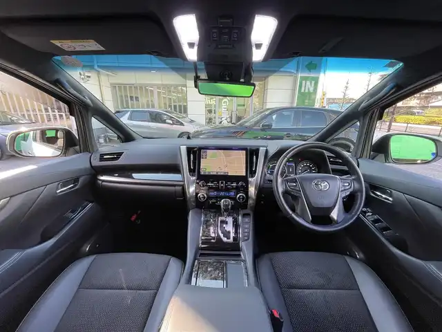 トヨタ アルファードハイブリット S タイプゴールドⅡ 東京都 2021(令3)年 1.7万km ホワイトパールクリスタルシャイン ワンオーナー/純正ナビ/・フルセグTV/Bluetooth/DVD/Tコネクト/JBLプレミアムサウンド/ツインムーンルーフ/フリップダウンモニター/デジタルインナーミラー/パノラミックビューモニター/両側電動スライドドア/電動リアゲート/純正ドライブレコーダー（DRD-H68)/セーフティセンス/レーダークルーズコントロール/レーンキープアシスト/衝突軽減システム/前後コーナーセンサー/LEDライト/フロントフォグランプ/オートハイビーム/オットマン/スペアキー×1/ETC2.0/保証書/取扱説明書/記録簿