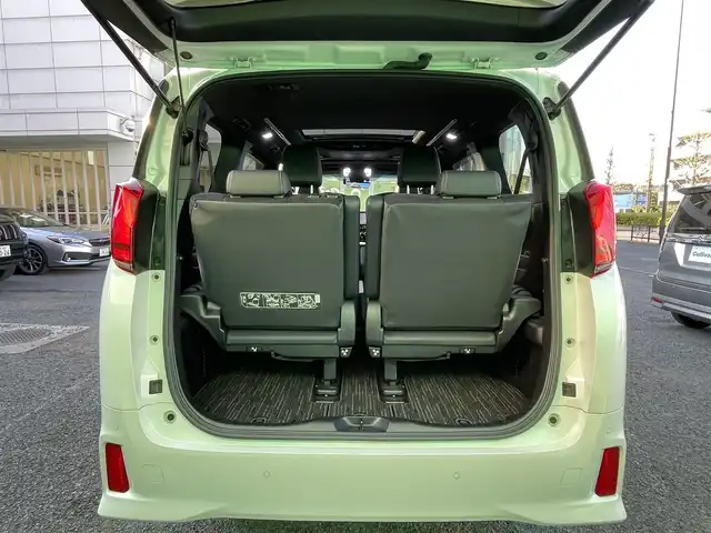 トヨタ アルファードハイブリット S タイプゴールドⅡ 東京都 2021(令3)年 1.7万km ホワイトパールクリスタルシャイン ワンオーナー/純正ナビ/・フルセグTV/Bluetooth/DVD/Tコネクト/JBLプレミアムサウンド/ツインムーンルーフ/フリップダウンモニター/デジタルインナーミラー/パノラミックビューモニター/両側電動スライドドア/電動リアゲート/純正ドライブレコーダー（DRD-H68)/セーフティセンス/レーダークルーズコントロール/レーンキープアシスト/衝突軽減システム/前後コーナーセンサー/LEDライト/フロントフォグランプ/オートハイビーム/オットマン/スペアキー×1/ETC2.0/保証書/取扱説明書/記録簿