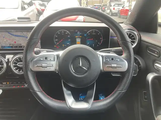 メルセデス・ベンツ ＣＬＡ２００ｄ Sブレーク AMGライン 熊本県 2020(令2)年 3.3万km ジュピターレッド ・スマートキー/・プッシュスタート/・アクティブステアリングアシスト/・道路標識アシスト/・アクティブレーンキーピングアシスト/・アクティブブレーキアシスト/・アテンションアシスト/・ブラインドスポットモニター/・レーンチェンジアシスト/・インテリジェントライトシステム/・ハーフレザーシート/・前席パワーシート/・前席シートヒーター /・純正HDDナビ/　【Bluetooth・USB・AppleCarPlay・AndroidAuto】/・フルセグTV/・バックカメラ/・ETC2.0/・パワーバックドア/・LEDヘッドランプ/・純正マット