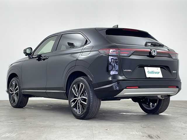 ホンダ ヴェゼル ハイブリッド e:HEV Z 鹿児島県 2025(令7)年 0.1千km クリスタルブラックパール 登録済未使用車/ホンダセンシング/純正ディスプレイオーディオ/(BT/Applecarplay/Androidauto/AM/FM/フルセグTV)/パドルシフト/レーダークルーズコントロール/レーンキープアシスト/純正ビルトインETC2.0/チップアップシート/ハーフレザーシート/前席シートヒーター/電動パワーバックドア/純正18インチアルミホイール/前後コーナーセンサー/オートマチックハイビーム/純正LEDヘッドライト/ブラインドスポットモニター/取扱説明書/保証書