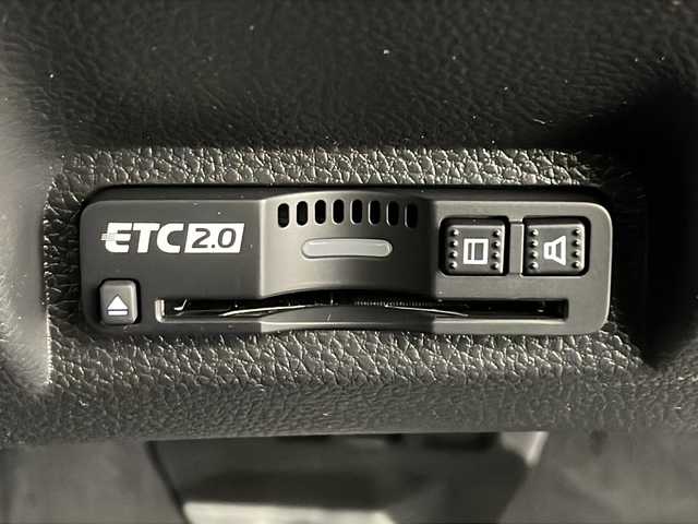 ホンダ ヴェゼル ハイブリッド e:HEV Z 鹿児島県 2025(令7)年 0.1千km クリスタルブラックパール 登録済未使用車/ホンダセンシング/純正ディスプレイオーディオ/(BT/Applecarplay/Androidauto/AM/FM/フルセグTV)/パドルシフト/レーダークルーズコントロール/レーンキープアシスト/純正ビルトインETC2.0/チップアップシート/ハーフレザーシート/前席シートヒーター/電動パワーバックドア/純正18インチアルミホイール/前後コーナーセンサー/オートマチックハイビーム/純正LEDヘッドライト/ブラインドスポットモニター/取扱説明書/保証書