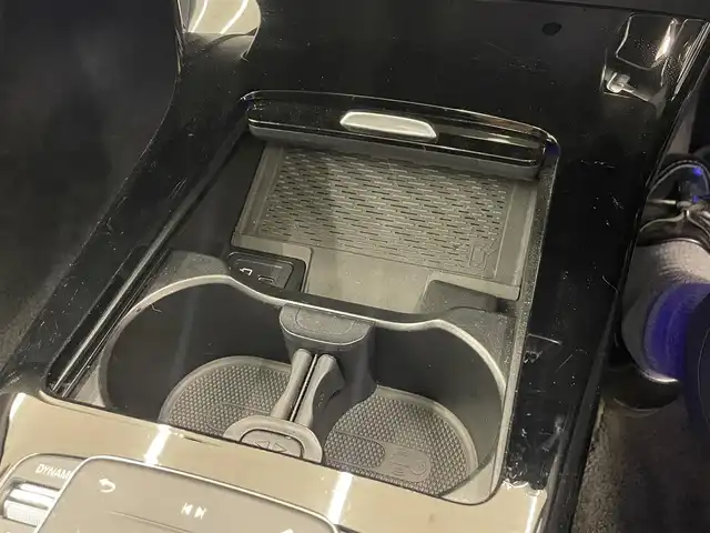 メルセデス・ベンツ ＣＬＡ２００ｄ AMGライン 岡山県 2020(令2)年 1.6万km デジタルホワイト パノラマガラスサンルーフ/レザーシート/シートヒーター/純正ナビ/360°カメラ/ワイヤレスチャージ/LEDヘッドライト/HUD/パークトロニック/パドルシフト/キーレスゴー/ESP/道路標識ASST/アクティブレーンキーキングASST/アテンションASST/ブラインドスポットASST/レーンチェンジASST/アンビエントライト/インテリジェントライトシステム